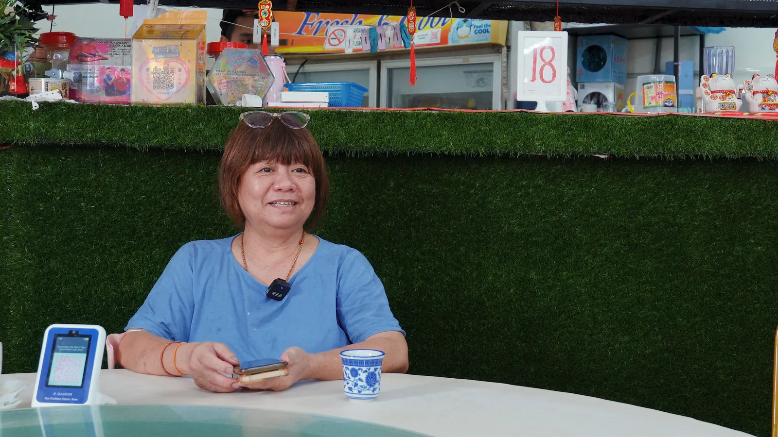 Sammi, Owner of Restoran Wa Wen Tian
