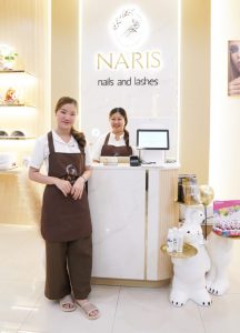 Naris Nails and Lashes Service